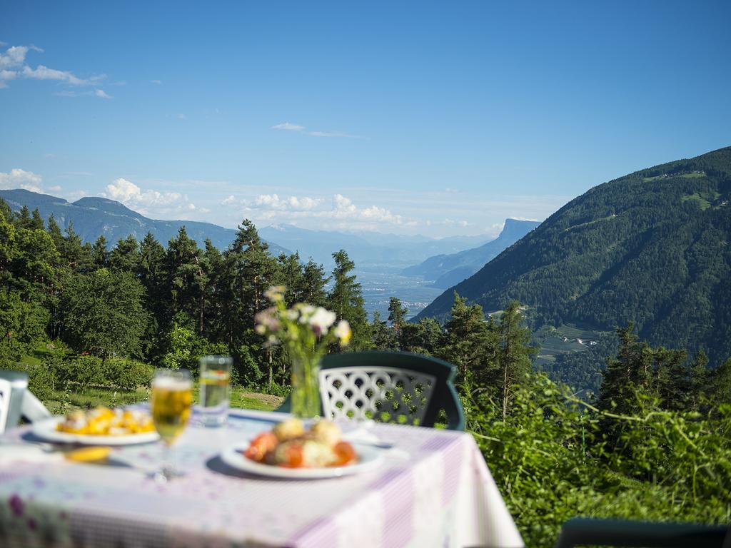 Gasthaus Gasteiger Лагундо Екстериор снимка